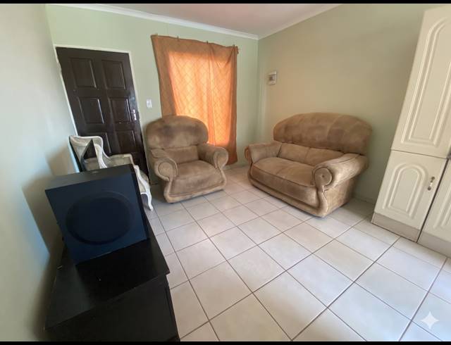 2 BEDROOM HOUSE FOR SALE IN SAVANNA CITY